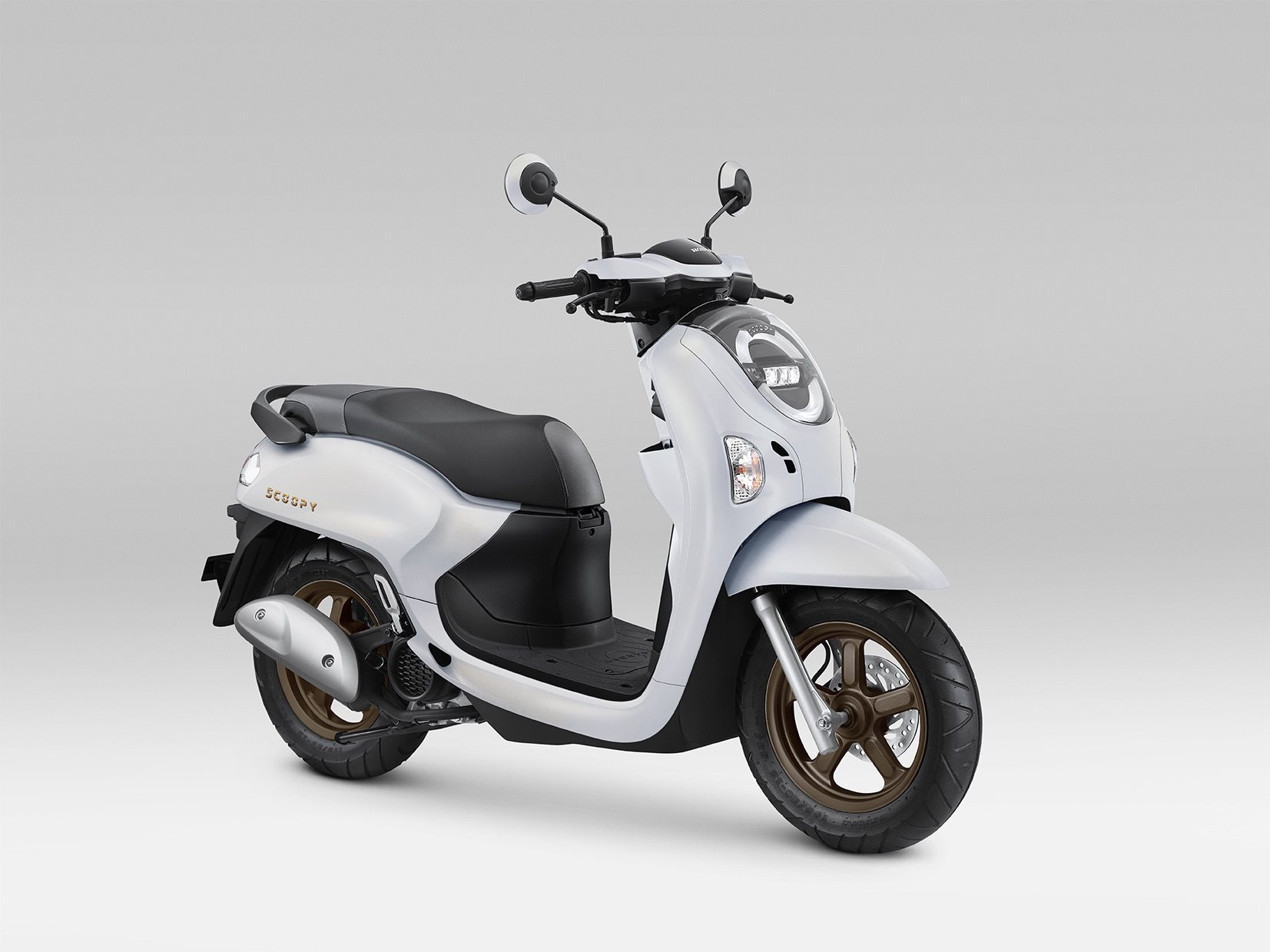 Honda Scoopy premium Momorev